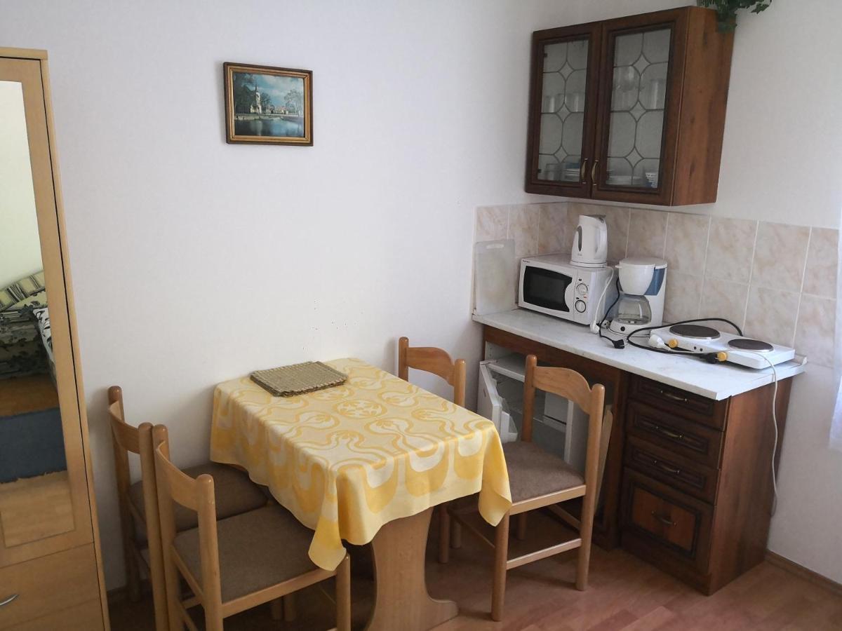 Ubytovani U Machova Jezera - Apartmany - Ludmila Grulisova Doksy  Exterior photo